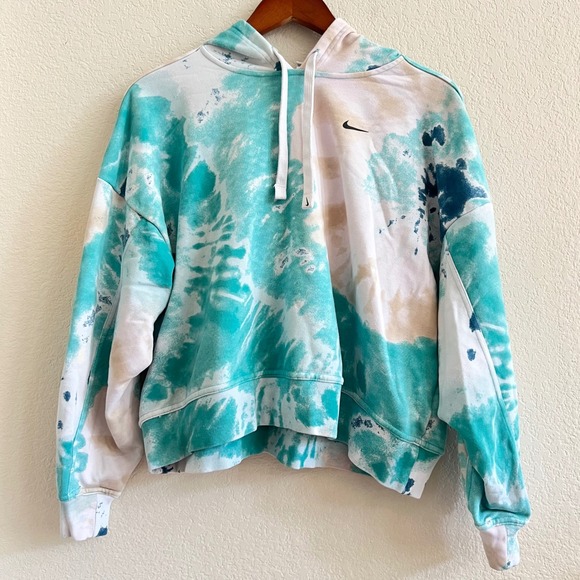 Nike Tops - Nike Teal White Tie‎ Dye Cropped Hoodie Size L Athleisure